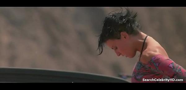  Lori Petty in Point Break 1991